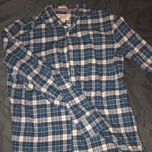 Men’s patterned dress shirt